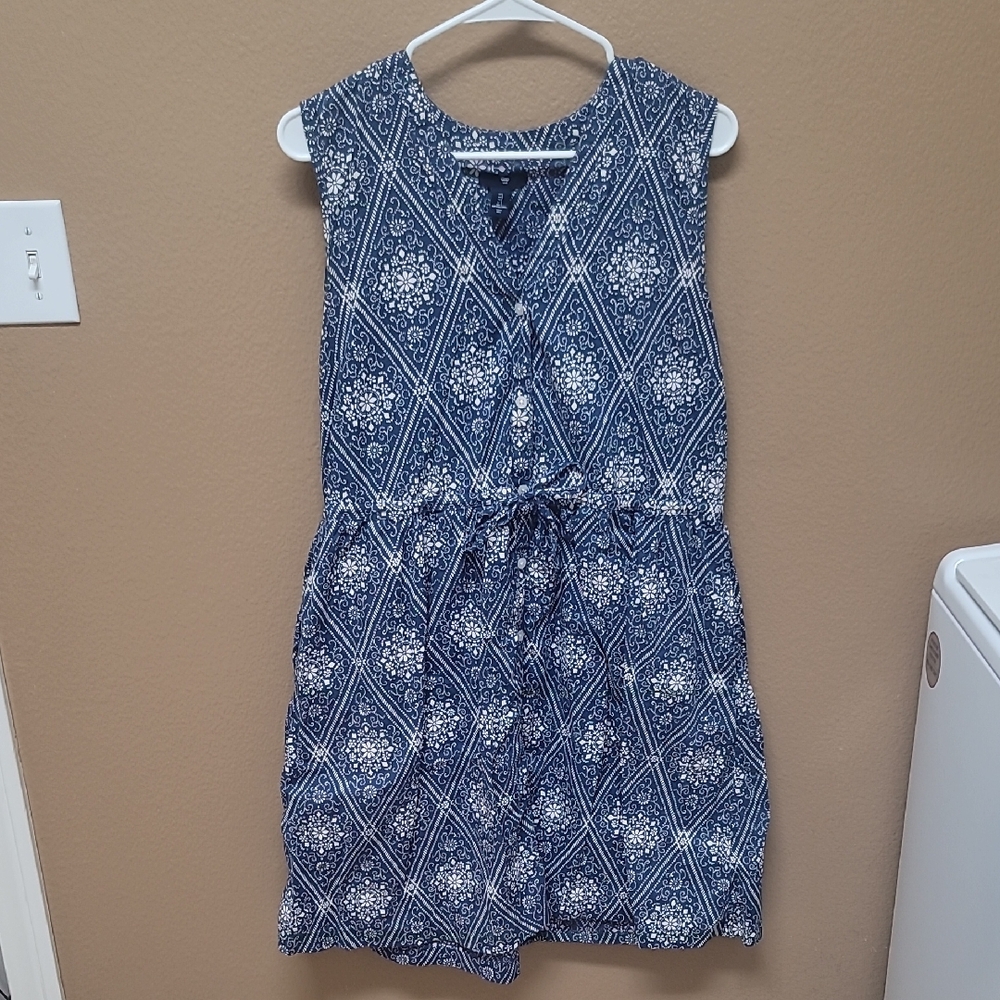GAP Blue and White Patterned Dress 💙🤍